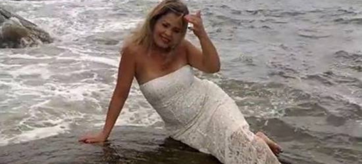 Chciała mieć idealne zdjęcie na tle oceanu. Mąż próbował ją zaalarmować przed zagrożeniem, ale niestety było już za późno