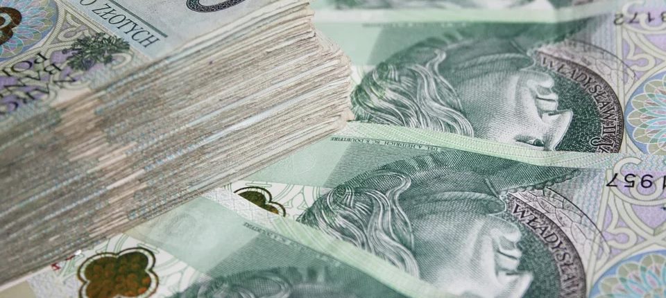 Możesz otrzymać 40 tysięcy złotych. Wystarczy, że zgłosisz się przez internet do miliardera i Cię wybierze