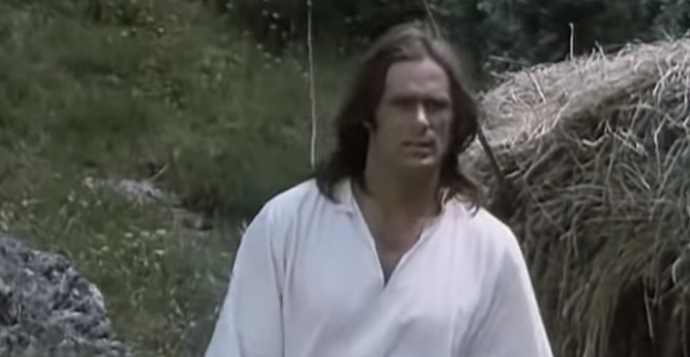 Nie żyje już 14 lat. Płakać się chce, tak wygląda grób "Janosika" Marka Perepeczko