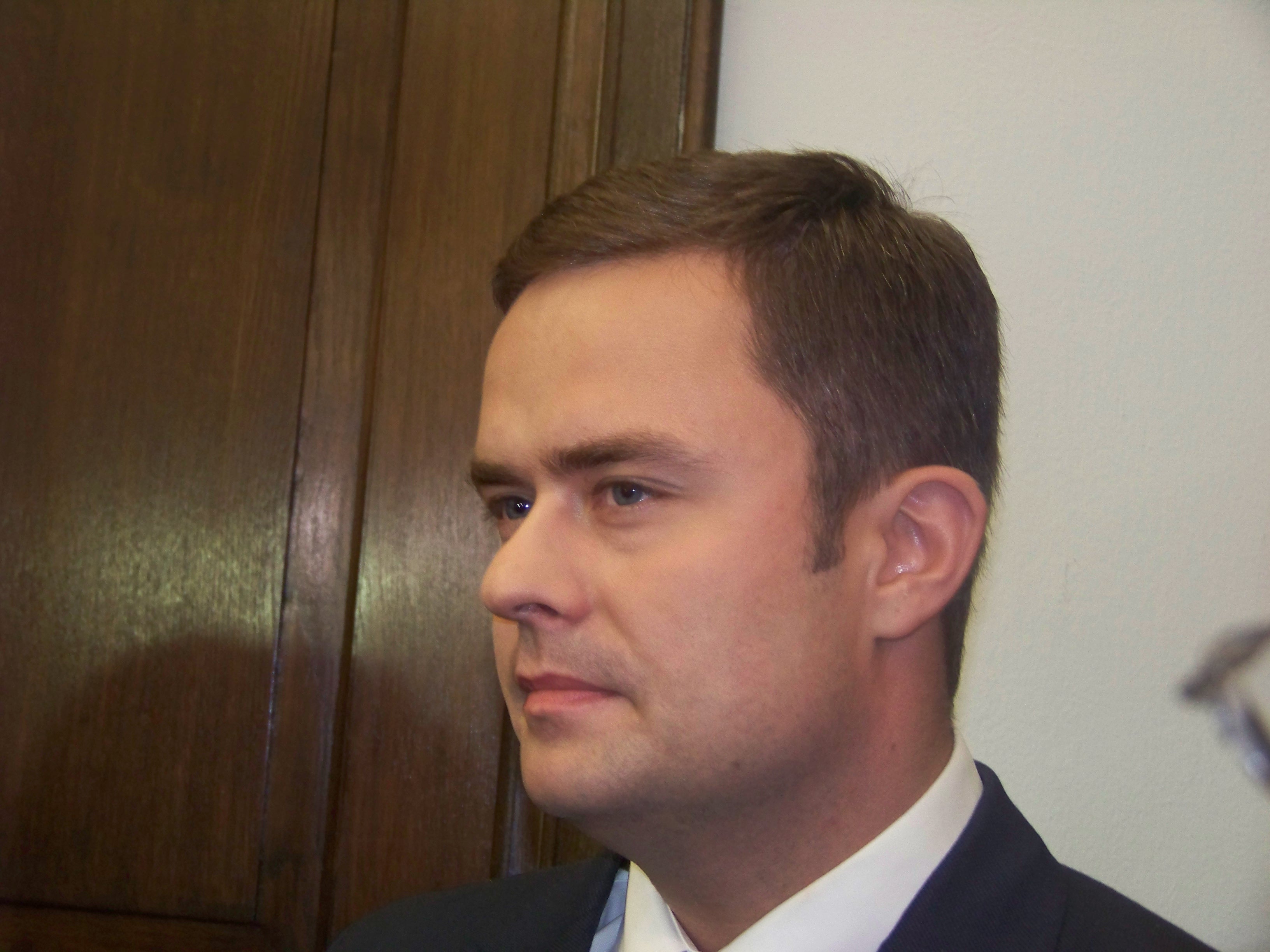 Hofman chciał do Kukiza. Kukiz: Poje*ało Cię?