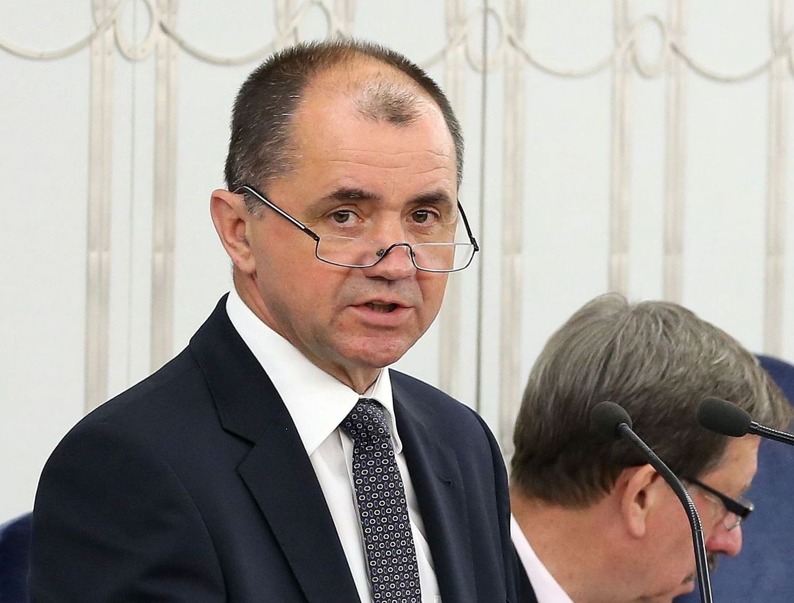 Niespodziewana dymisja w rządzie. W tle kolejna afera