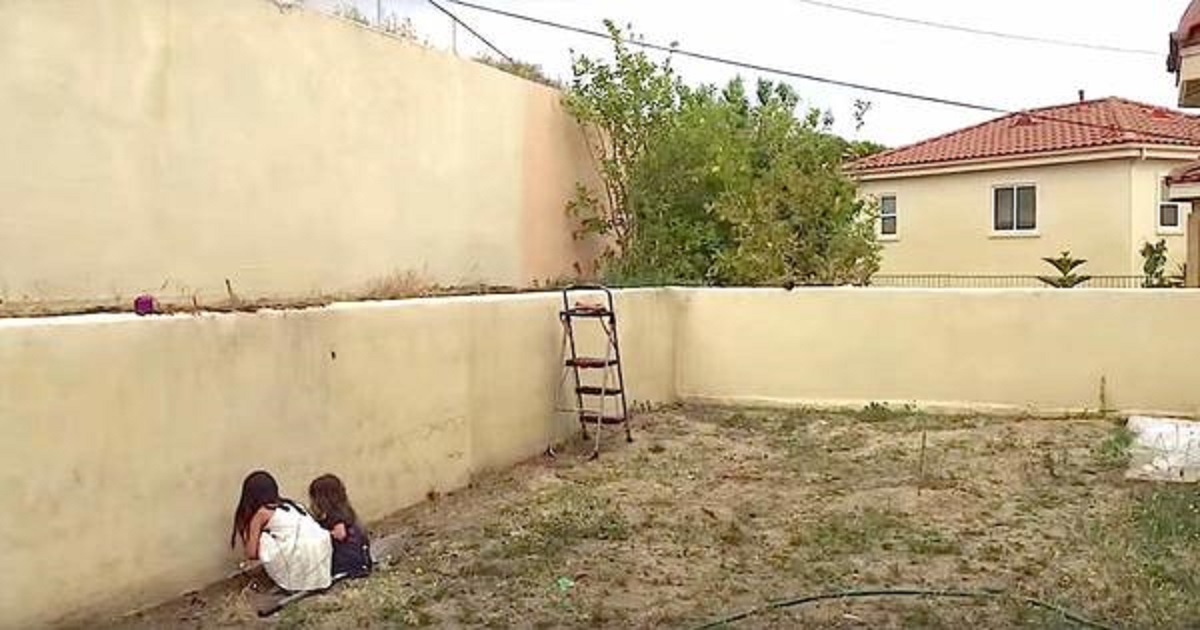 Wyjechała na parę dni i zostawiła córki same z mężem. Widok, który ujrzała po powrocie ją powalił