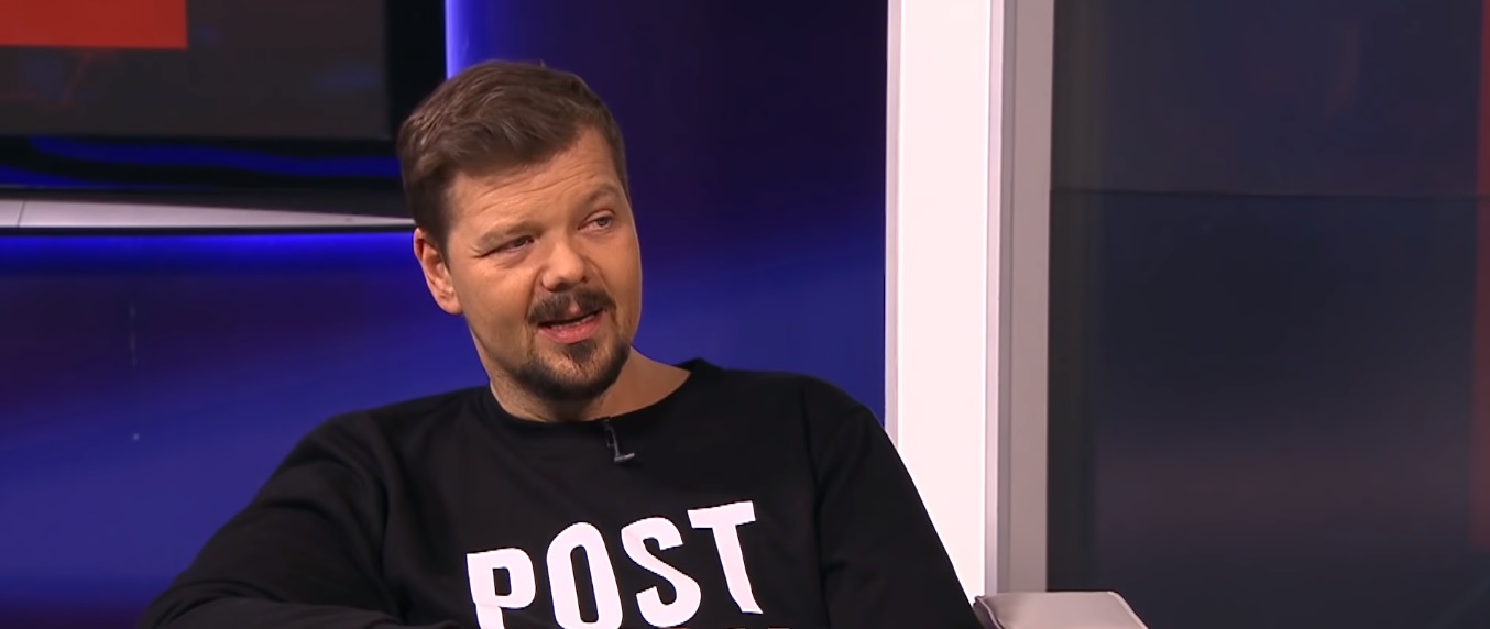 Figurski po latach uderza w byłą żonę. Moro z klasą zripostowała, po rozległym wylewie wspierała męża