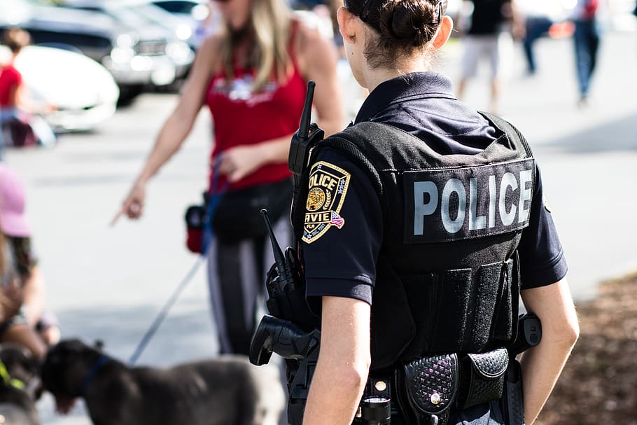 Policjantka oświadczyła się przestępcy. Tuż przed ceremonią była bezwzględna, nie zapomni jej do końca życia