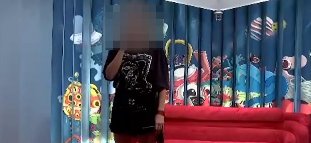 Skandal w "Big Brotherze". Zmusili uczestniczkę, by przed kamerami obejrzała film, w którym ją gwałcili