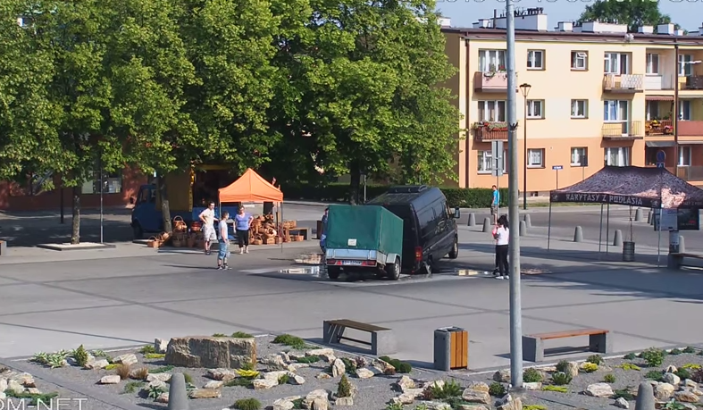 Hit sieci. Jak zniszczyć fontannę przez własną głupotę? (video)
