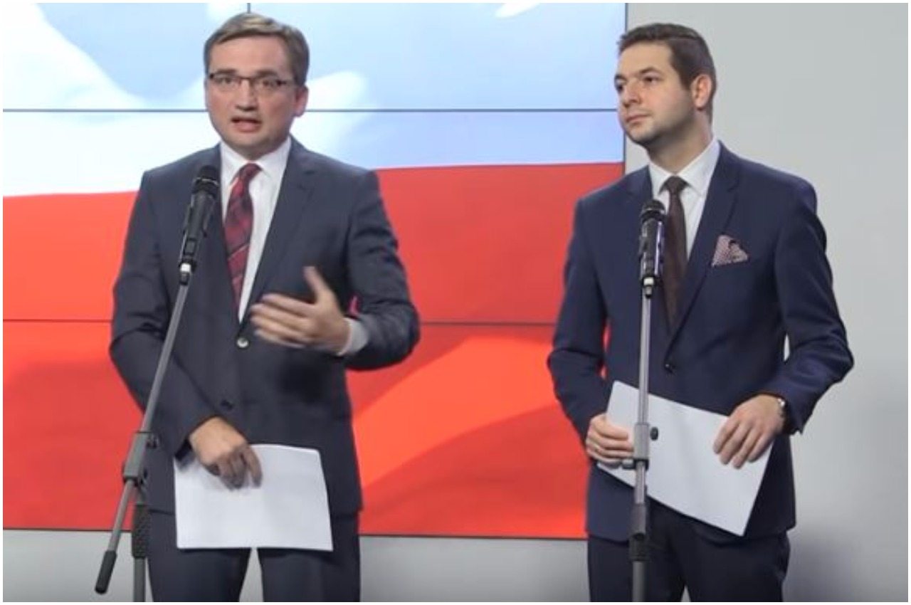 Ta śmierć zaważy na losach Ziobry i Jakiego. Złożą dymisję?
