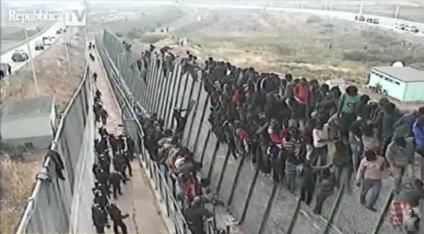 Włosi atakują UE, Polska krytykowana – chodzi o imigrantów