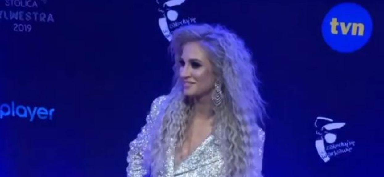 Sylwia Grzeszczak złapała za mikrofon. Widzowie Sylwestra z TVN nie mogli oderwać wzroku