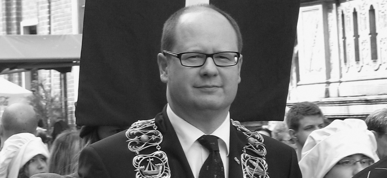 Niewiarygodne, jak wygląda grób Adamowicza rok od jego śmierci. Jego pogrzeb zostanie zapamiętany na długo