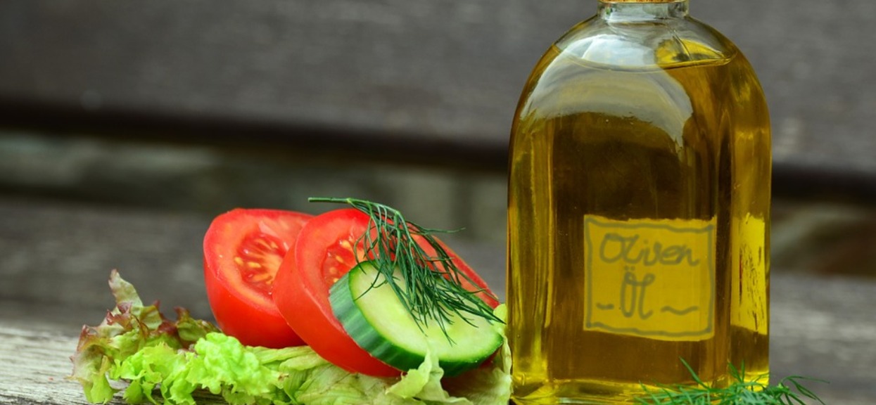 Lekarze ostrzegają, popularny olej ma drastyczny wpływ na zdrowie. Rujnuje metabolizm i powoduje choroby neurologiczne