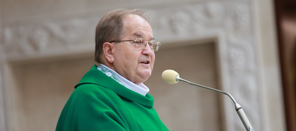 Tadeusz Rydzyk ma 3 braci, ale tylko jeden publicznie o tym mówi. Tajemnica rodziny ojca dyrektora poraża