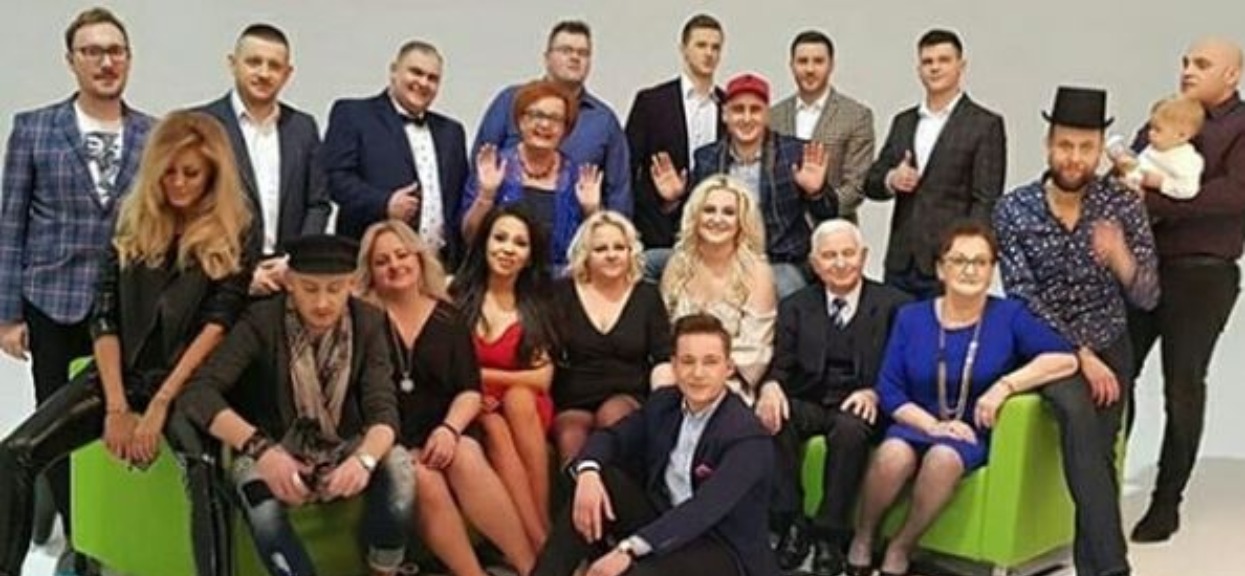 Uczestnik Goggleboxa pokazał zdjęcie z żoną. Zbieramy szczęki z podłogi, totalna petarda