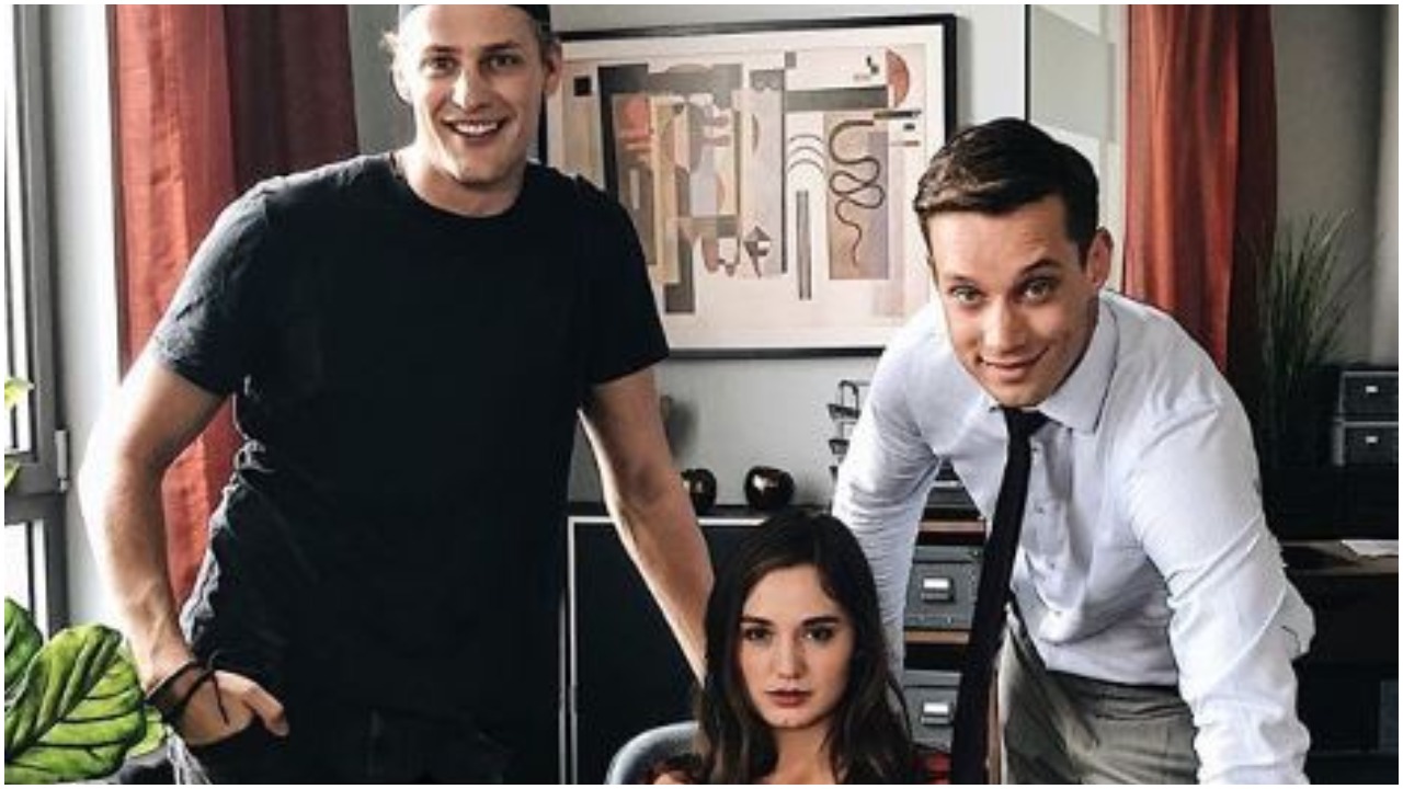 Ogromny cios dla widzów TVN. Z "Na Wspólnej" odchodzi uwielbiany aktor, fanki toną we łzach