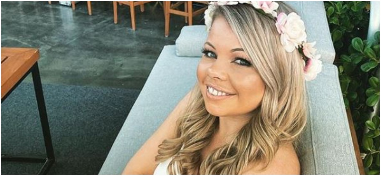 27-latka pierwszy raz w życiu poszła do pracy bez makijażu. Reakcja koleżanek sprawiła, że zalała się łzami