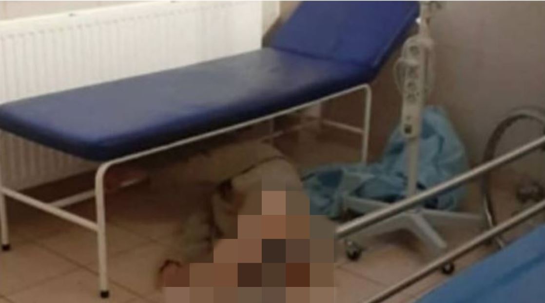 Godzinami leżał bez spodni na szpitalnej podłodze. Dyrekcja: Udzielono mu niezbędnej pomocy