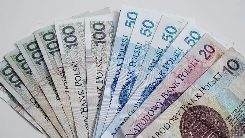 Potwierdzono: trwają prace nad zmianami w emeryturach. Seniorzy mogą się srogo zdziwić