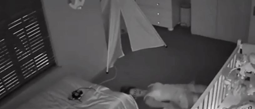 Kamera uchwyciła, co mama robiła sam na sam z noworodkiem. Mąż zobaczył film i błyskawicznie zareagował, prawda okazała się powalająca