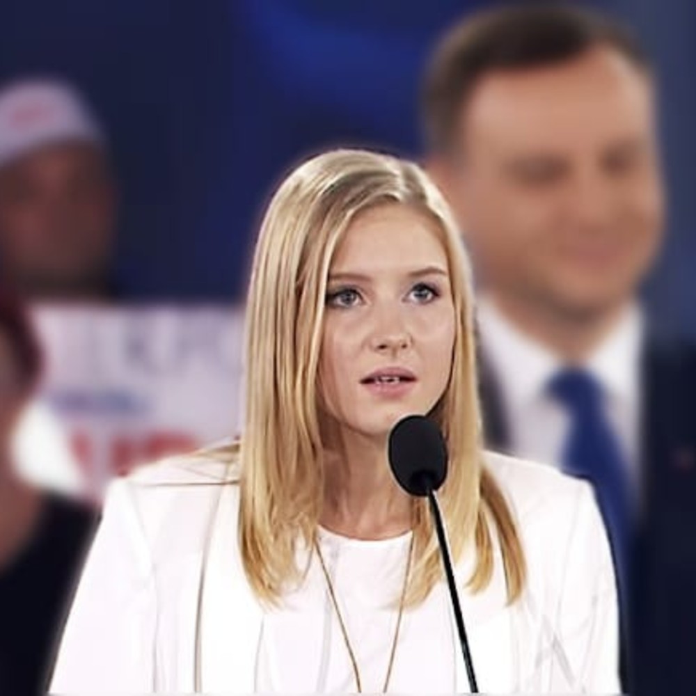 Kinga Duda już tak nie wygląda. Postawiła na ogromną metamorfozę, wygląda lepiej?