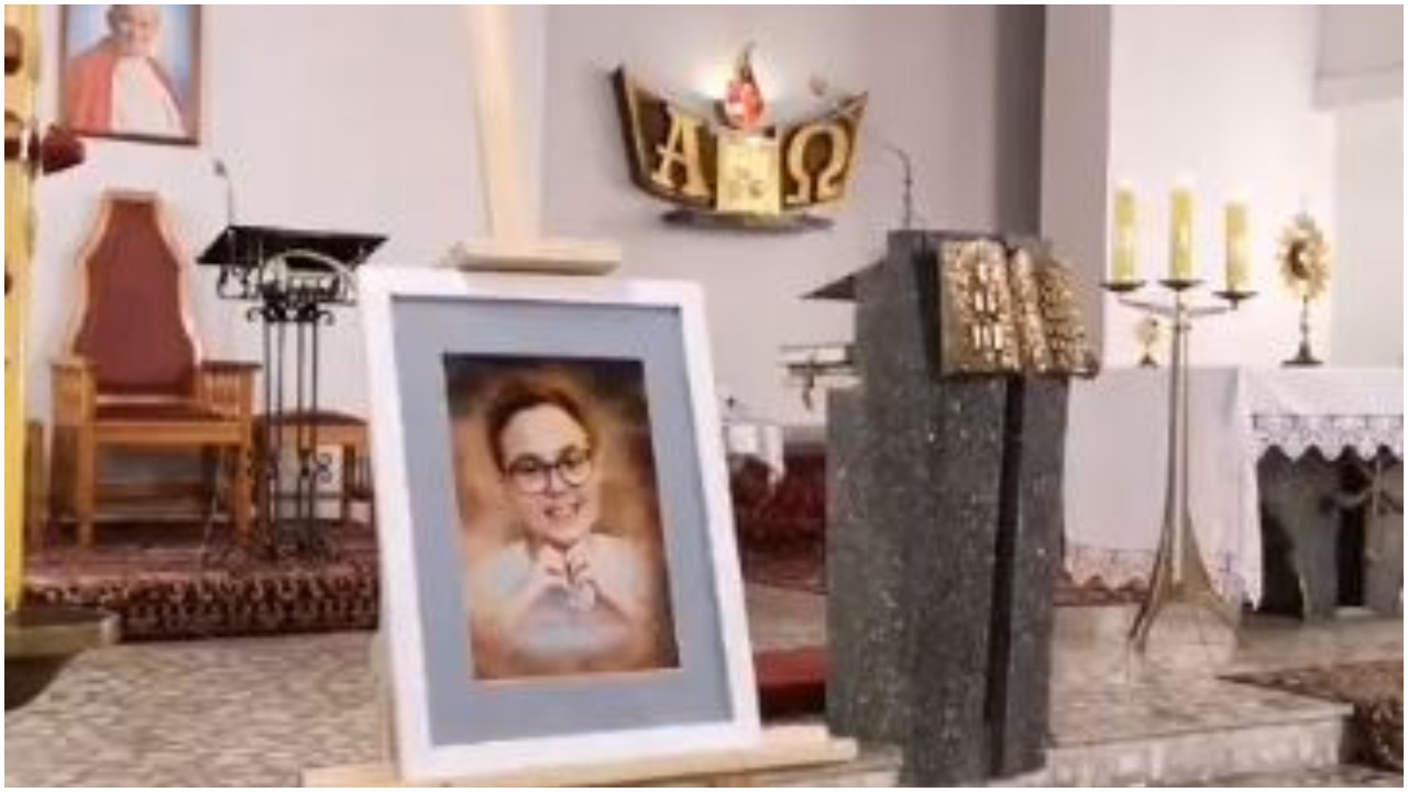Walczyła o życie na oczach całej Polski, niestety nie udało się. Na pogrzebie doszło do niezwykłej sytuacji