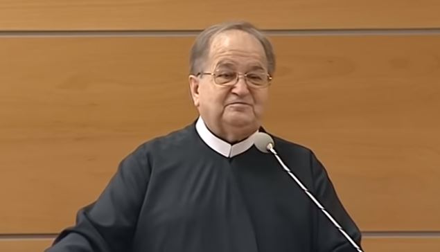 Jaką emeryturę dostanie Rydzyk? Zwykli obywatele mogą tylko pomarzyć o podobnej kwocie