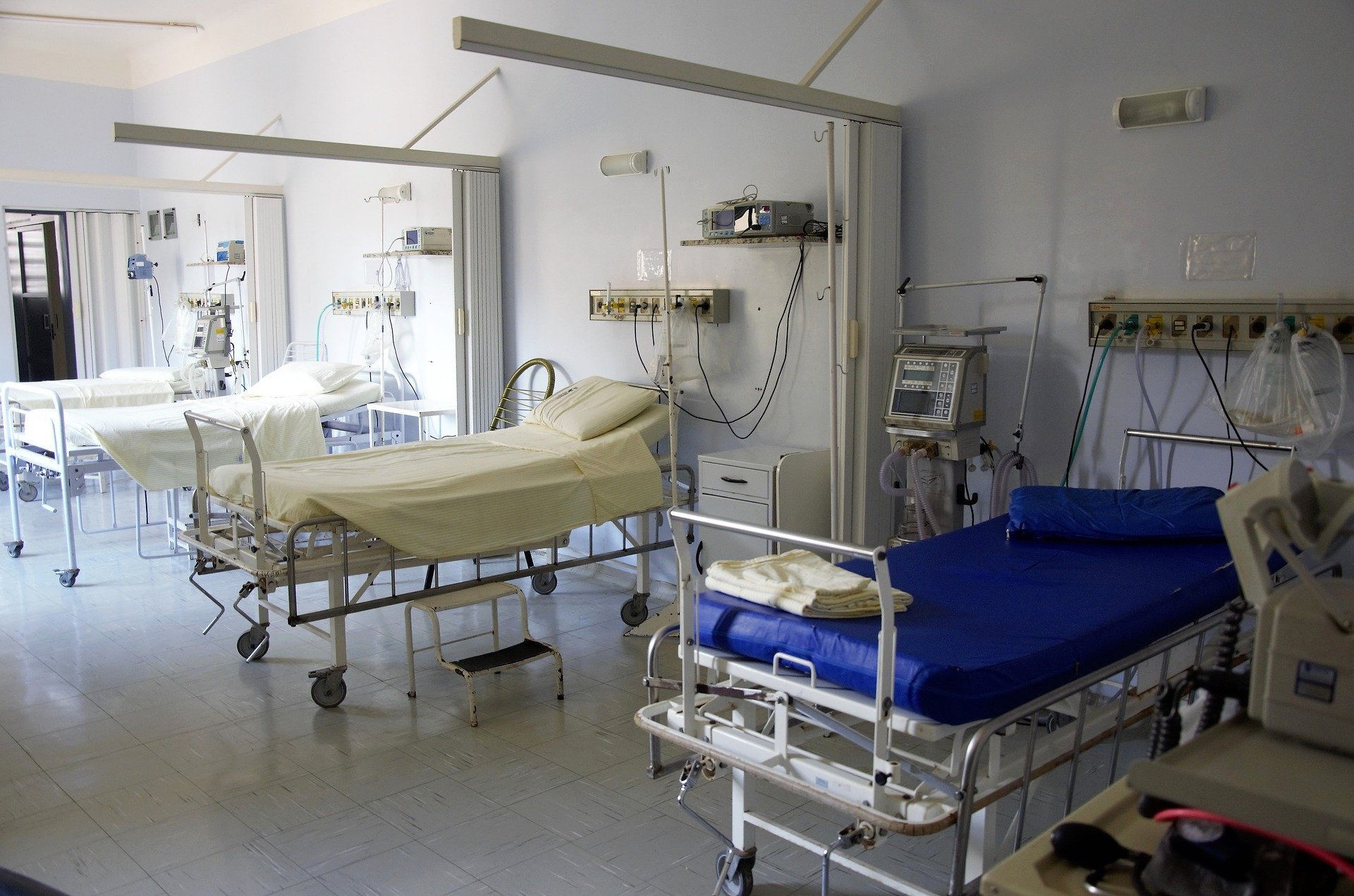 Wielka kompromitacja NFZ? Respiratory stoją na nieczynnym oddziale