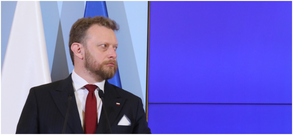 Minister zdrowia ogłosił niepokojącą prognozę. Podał również konkretny termin, gdy pojawią się pozytywne efekty