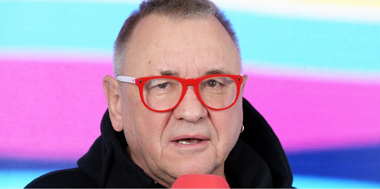 Jerzy Owsiak dostał SMS-a od ministra zdrowia podczas programu na żywo. Od razu przeczytał, dobitne słowa