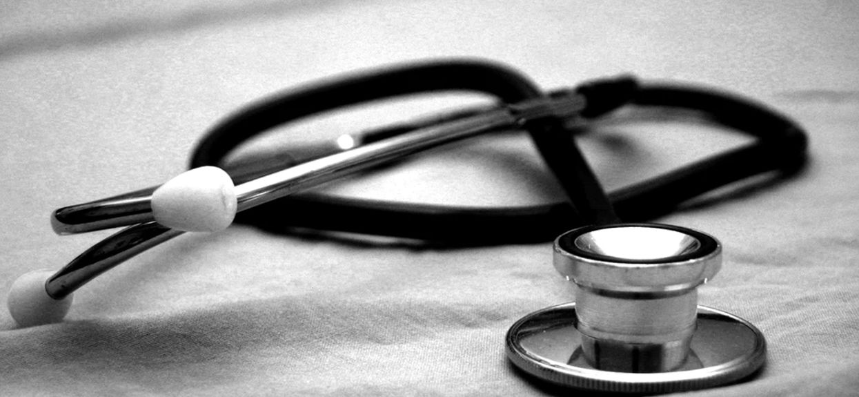 Pierwsze osoby otrzymały prawdopodobną szczepionkę na koronawirusa. Ruszyła pierwsza faza testów