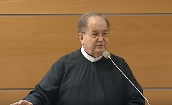 Tadeusz Rydzyk boi się o istnienie Radio Maryja. Wystosował apel do słuchaczy