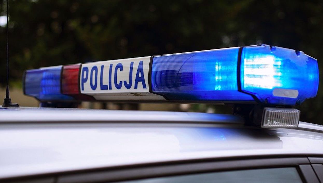 Tragedia wstrząsnęła Pomorzem, szaleniec wsiadł w samochód i ruszył. Nie oszczędzał nikogo, najgorsze zrobił jednak wcześniej