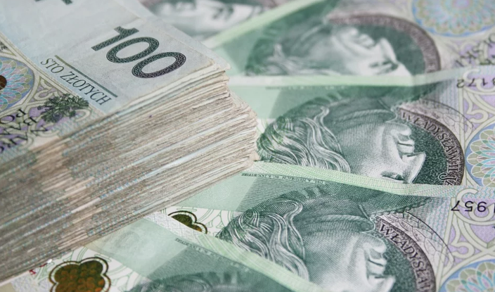 500+ nie dla wszystkich? Chcą zawieszenia wypłat