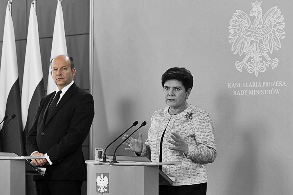 Lekarze świętują! Radziwiłł: "Z dniem dzisiejszym rezygnuję, czynię to z dużym bólem"
