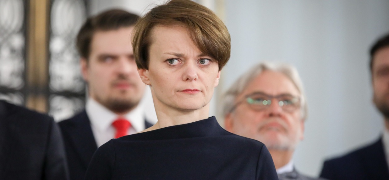Minister wygadała się przed kamerami. Niektóre nowe zakazy mogą z nami zostać na zawsze