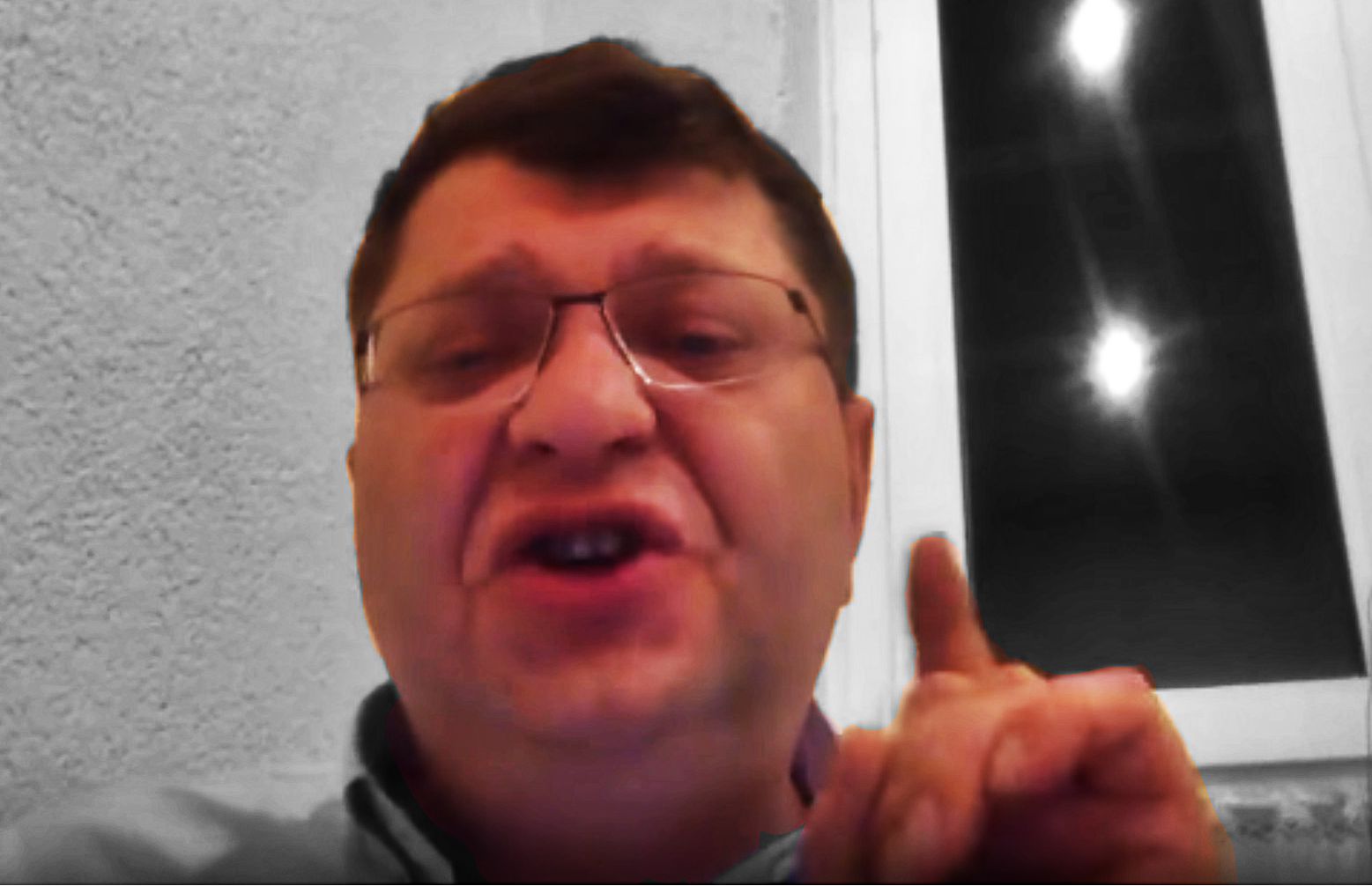 Stonoga zatrząsł sceną! "Matka Kaczyńskiego pracowała dla..."