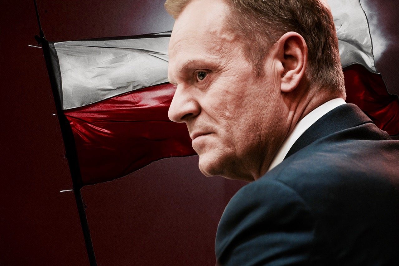 Sensacyjne doniesienia z Brukseli! Tusk miał... obalić rząd PiS