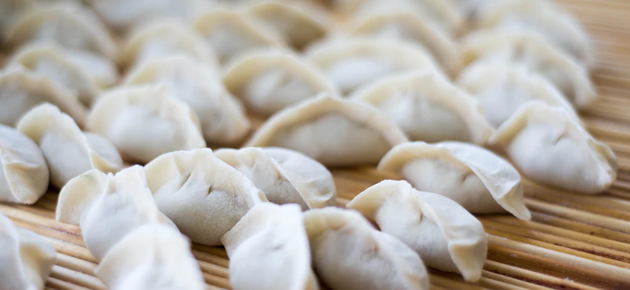 Fantastyczny przepis na najlepszy farsz do pierogów. Ślinka cieknie, rodzina oniemieje z zachwytu