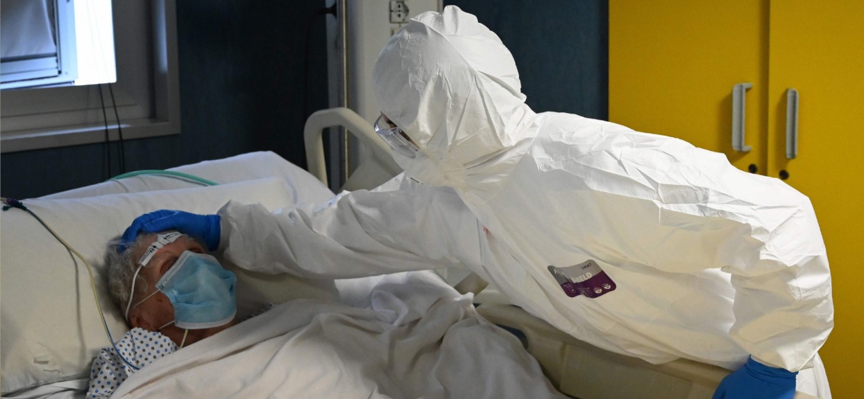 Spektakularne efekty leczenia koronawirusa w Polsce. Chorych odłączono od respiratorów po kilku dniach
