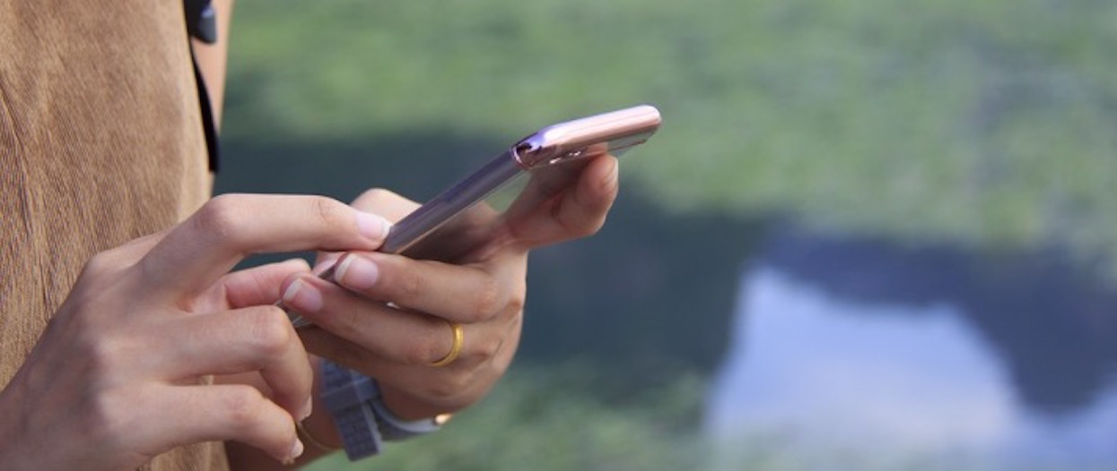 Od wczoraj wielu Polaków otrzymuje SMS-y od MZ. Gdy go dostaniesz, natychmiast musisz zrobić ważną rzecz