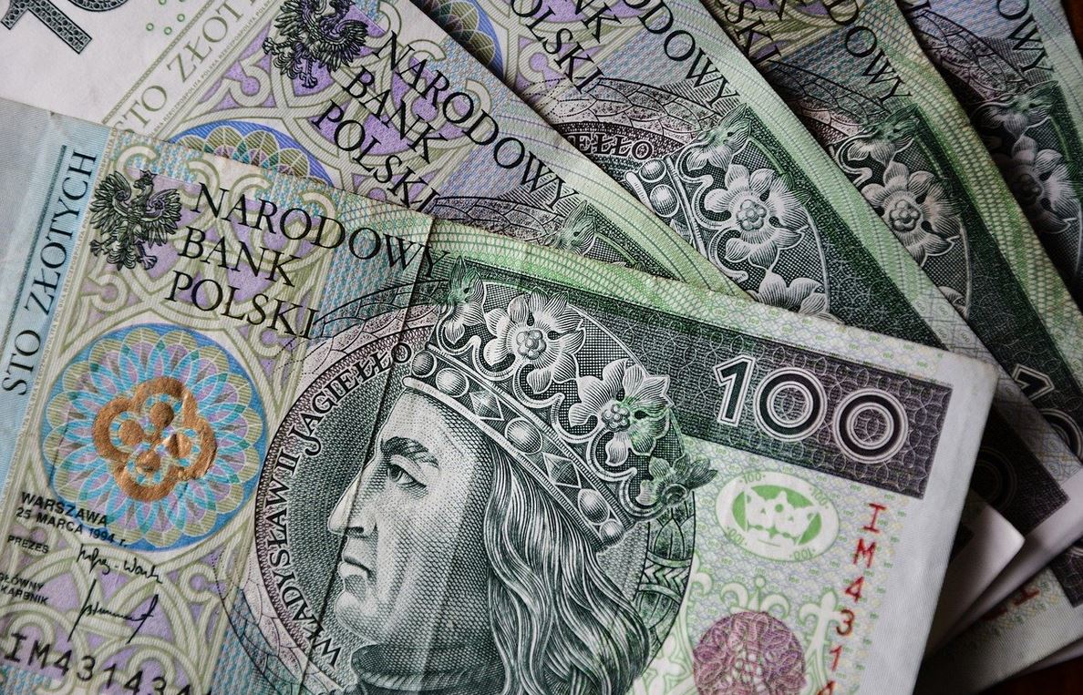 4000 złotych dla konkretnej grupy Polaków. Wpłynęła oficjalna propozycja