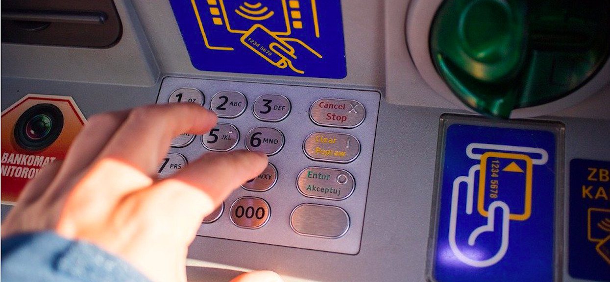 Duży polski bank ostrzega wszystkich klientów. Wystarczy chwila, można stracić wszystkie pieniądze