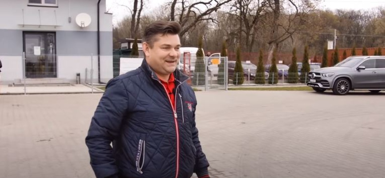 Z wrażenia uginają się kolana. Nagranie, na którym jest Martyniuk, powala