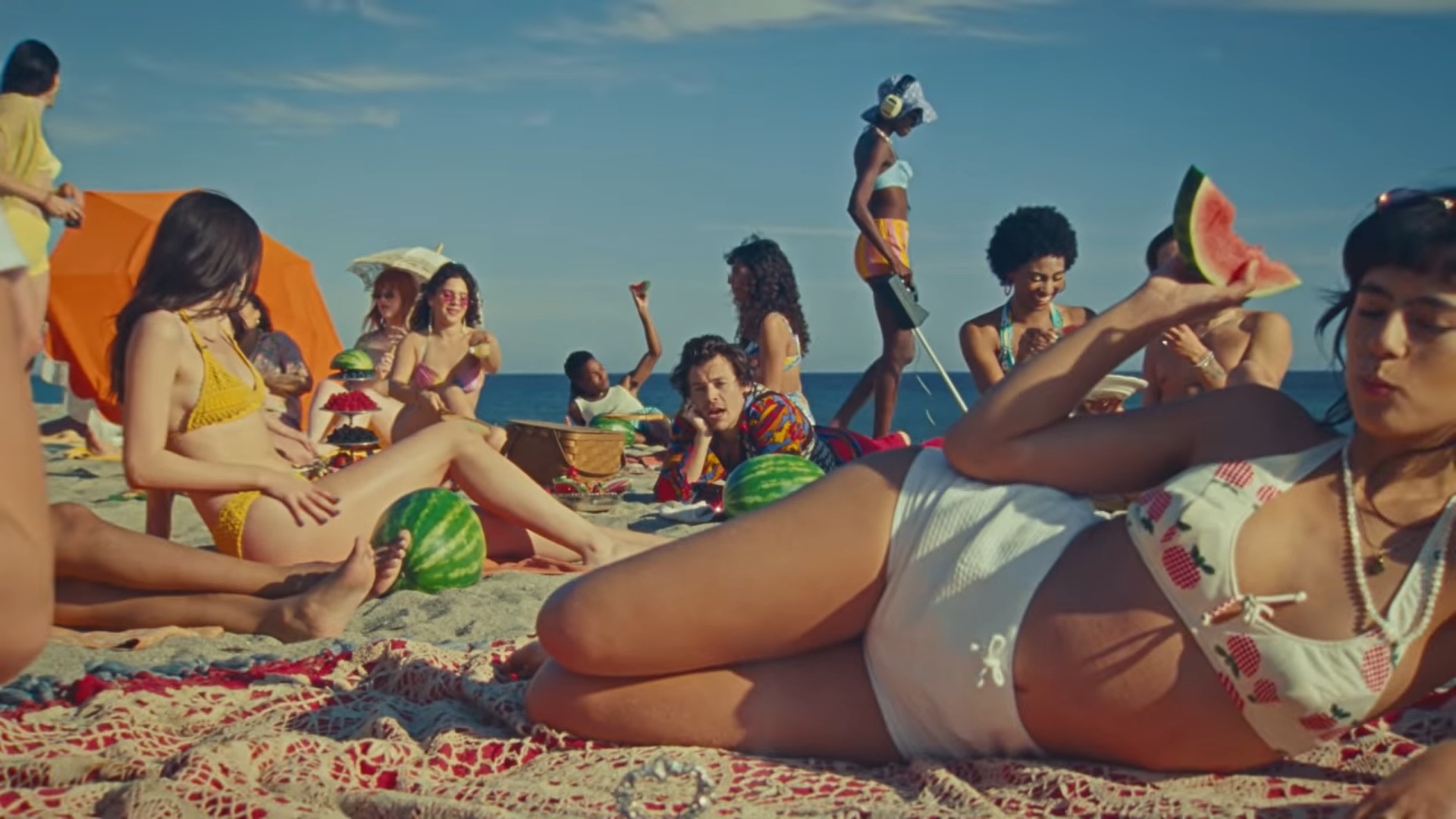 "Watermelon Sugar", słodki wstęp do wakacji. Najnowszy klip Harry'ego Stylesa