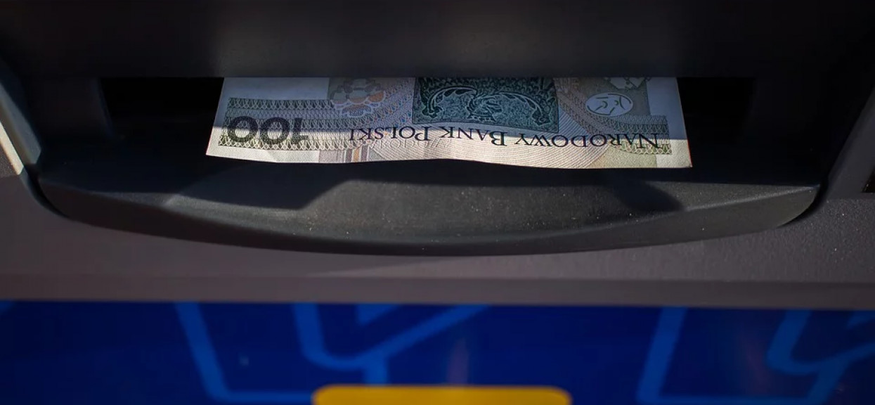 Jeden z największych banków w Polsce przekazał zdumiewający komunikat. Nagła zmiana, nikt nie mógł jej przewidzieć