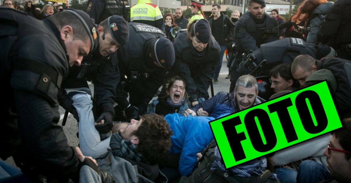 Specjalne jednostki policji ruszyły tłumić protesty. Tylko czy tak to powinno wyglądać?