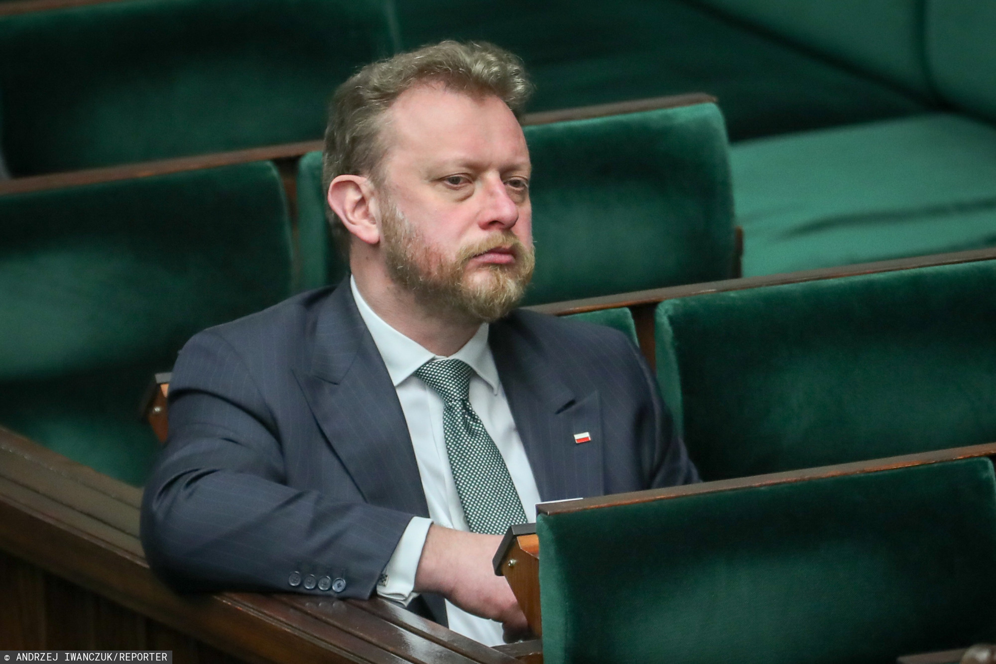 Łukasz Szumowski: "Patrzę na polityków w Sejmie i bogatych ludzi nie widziałem"