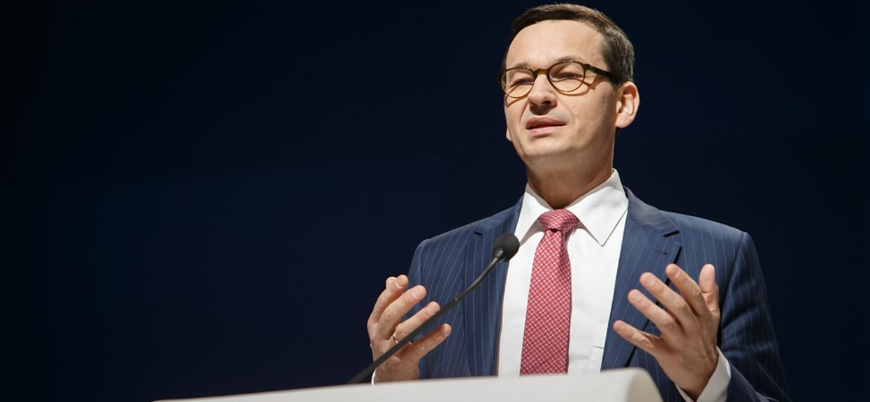 Najważniejszy nakaz od początku epidemii w Polsce. Mateusz Morawiecki zabrał głos, Polacy dostają nawet kilkutysięczne kary