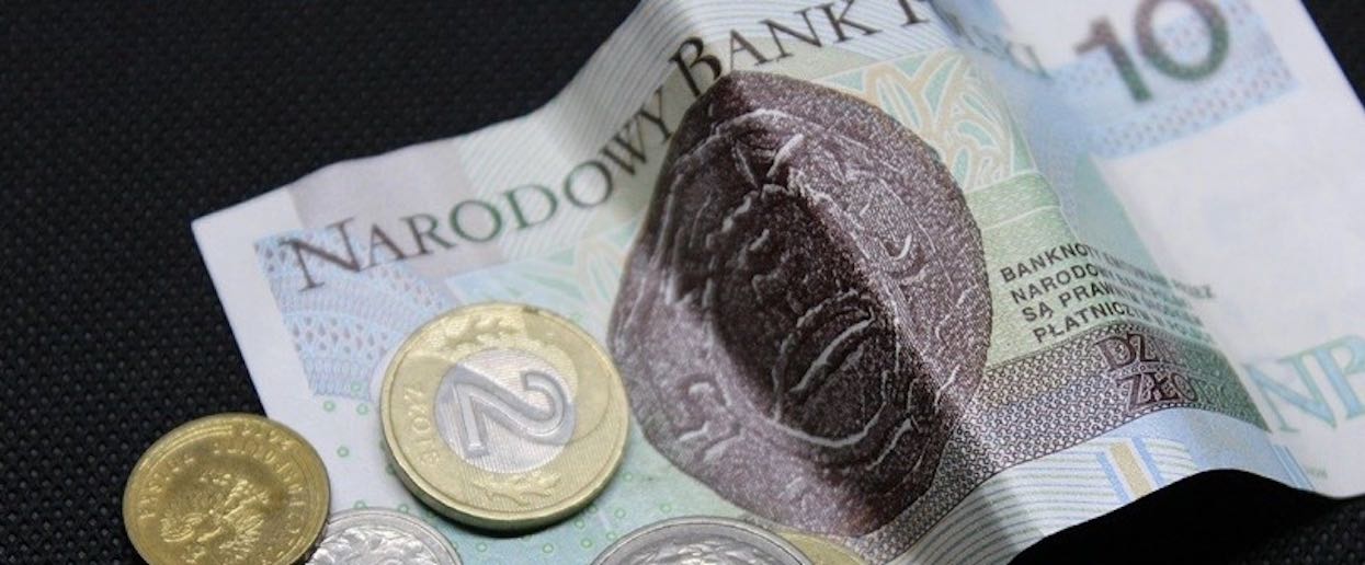 Pozornie zwykły banknot 10 zł jest warty majątek. Wyróżnia go jeden mały szczegół