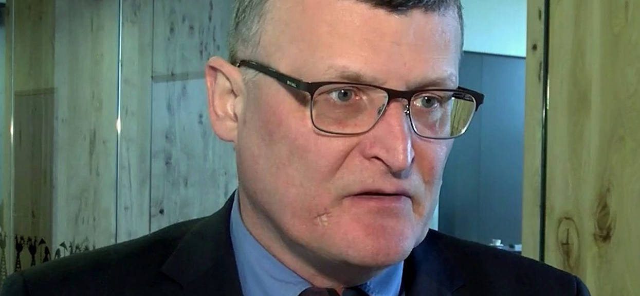 Najsłynniejszy lekarz w Polsce przemówił. Powiedział, ile osób faktycznie może mieć koronawirusa w naszym kraju