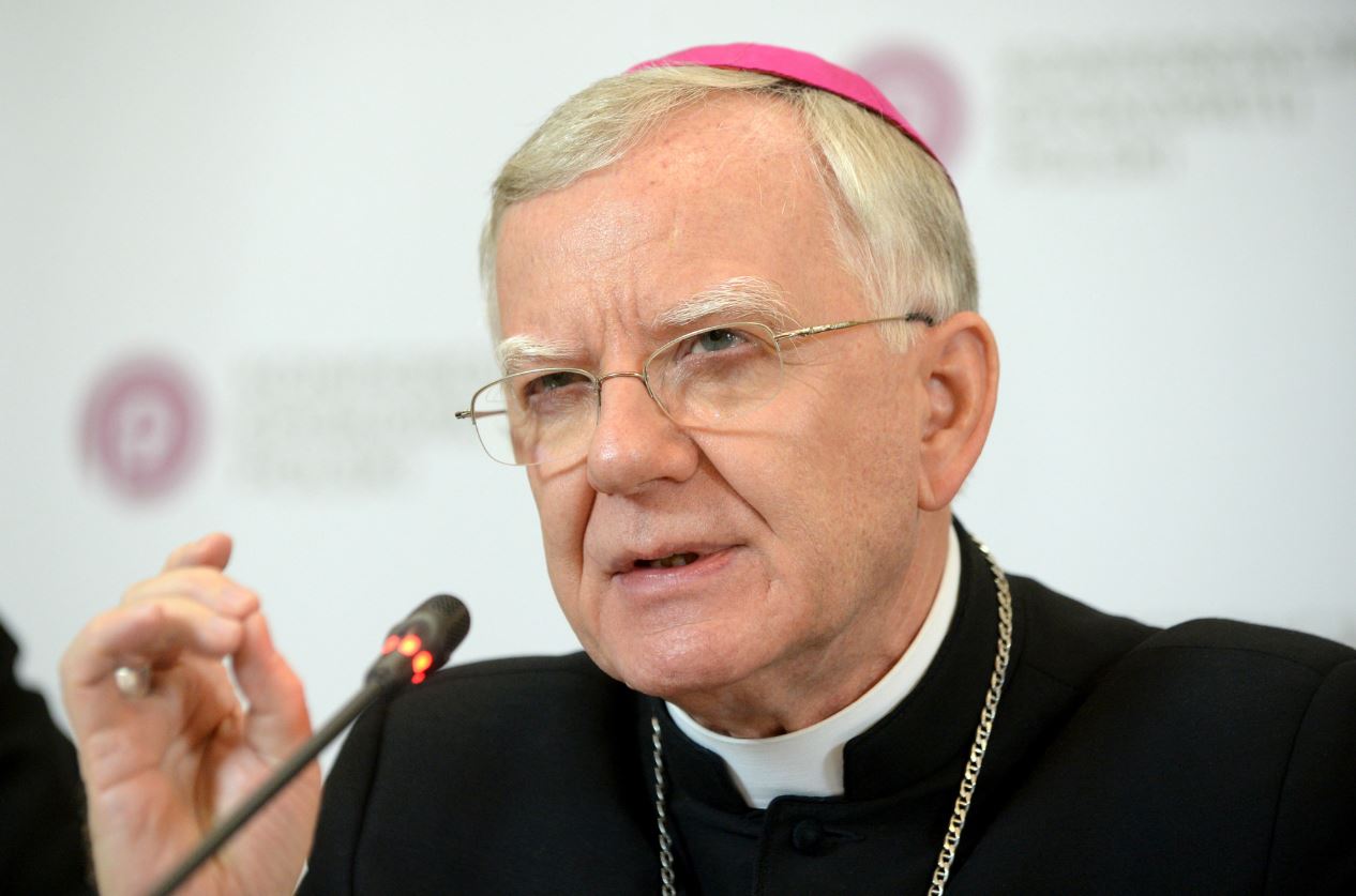 Nie będzie śledztwa ws. słów abp. Jędraszewskiego o "tęczowej zarazie"